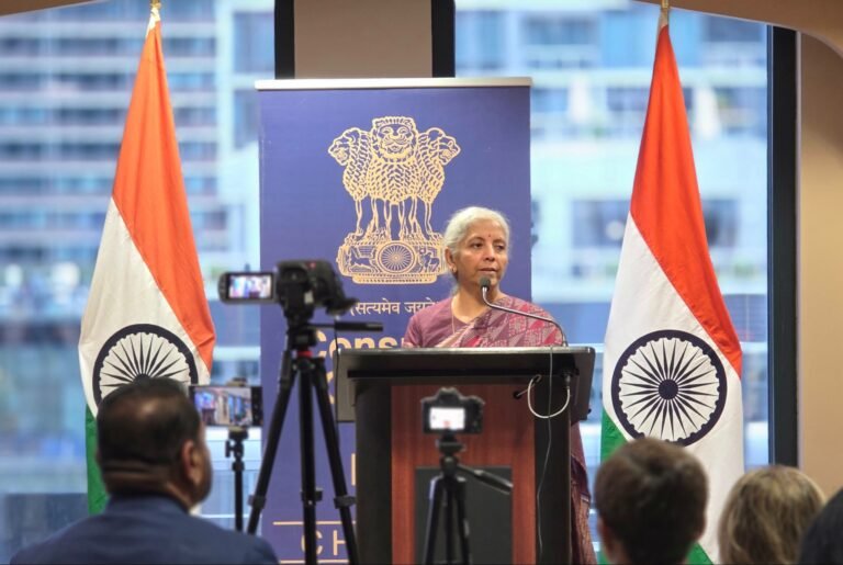 वित्त मंत्री सीतारमण ने अमेरिका में भारतीय समुदाय को किया संबोधित, कई सीईओ से की मुलाकात