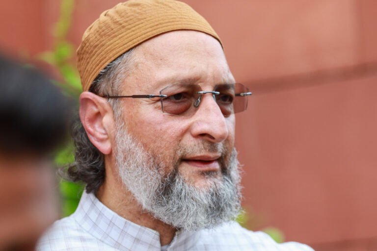 ‘यूसीसी का मतलब होगा गैर-हिंदुओं पर हिंदू कानून थोपना’, असदुद्दीन ओवैसी ने उठाए सवाल