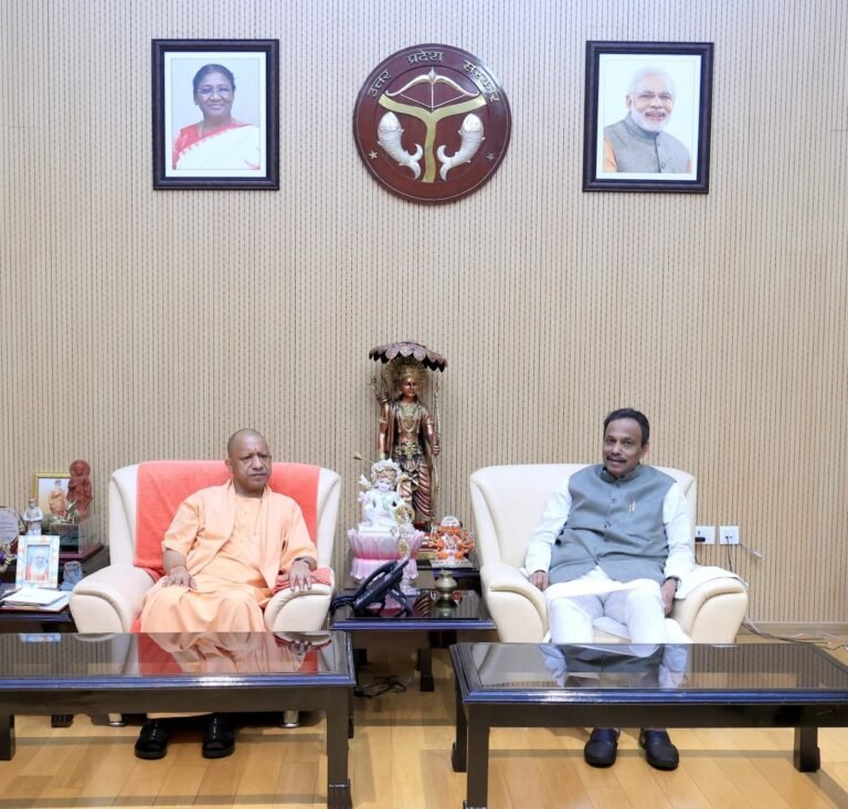विनोद तावड़े ने संभाली यूपी की चुनावी कमान, सीएम योगी से मुलाकात में 2027 की रणनीति पर मंथन