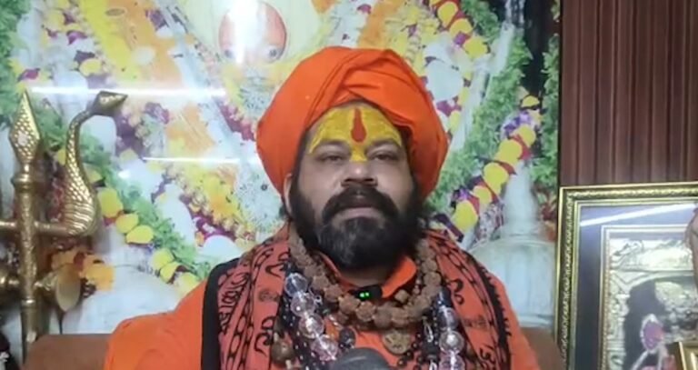 दिग्विजय सिंह की ‘सनातन स्वाभिमान यात्रा’ पर अयोध्या के संतों का विरोध, बोले-यह राजनीतिक यात्रा