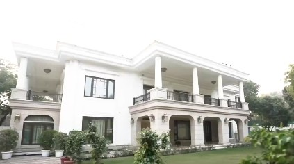 दिल्ली विधानसभा की पब्लिक अकाउंट्स कमिटी (PAC) के कल ‘शीश महल’ का दौरा करने की संभावना है