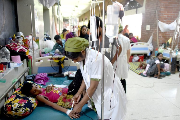 बांग्लादेश में खसरे के प्रकोप से छह बच्‍चों की मौत, कुल आंकड़ा 1,233 पहुंचा
